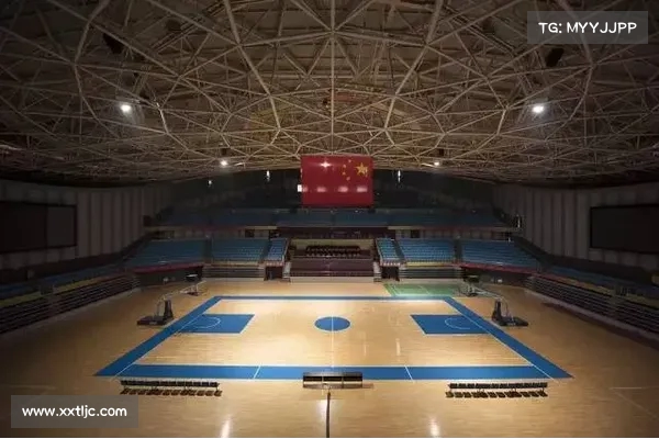 绿茵场与篮球场的奇迹时刻:那些改写比赛的 “逆天扑救” 绿茵场与篮球场的奇迹时刻:那些改写比赛的 “逆天扑救”